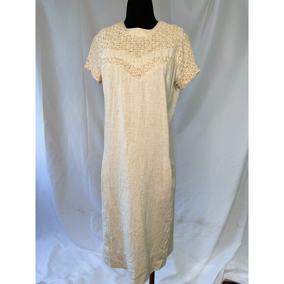 1960s Cream Linen Blend Shift Dress w Crochet Yoke – Mr. Jack Dallas – Size 16 - Picture 12 of 16
